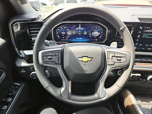 New 2026 Chevrolet Silverado 1500 LT w/ Z71 Off-Road Package AWD/4WD image 16