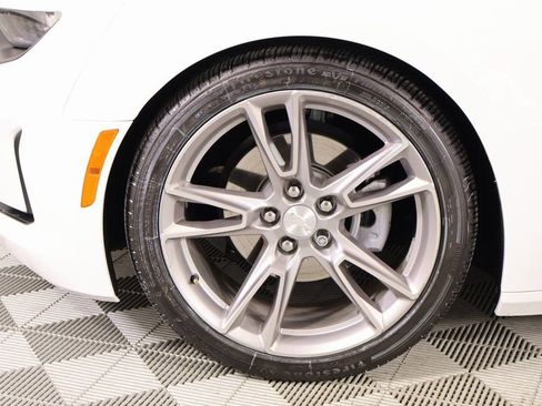 Used 2022 Chevrolet Camaro LT w/ RS Package image 15