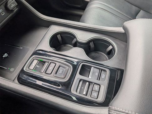 Used 2023 Honda Pilot Elite image 30