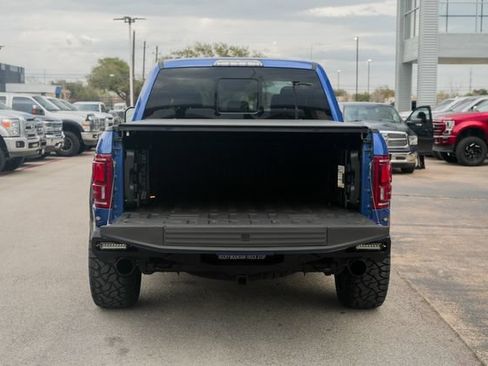 Used 2018 Ford F150 Raptor w/ Equipment Group 802A Luxury AWD/4WD image 10