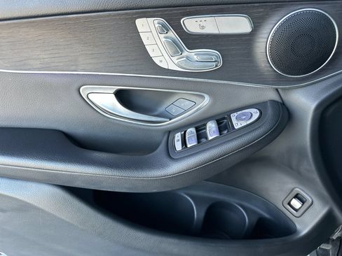 Certified 2022 Mercedes-Benz GLC 300 image 12