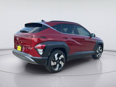 Used 2024 Hyundai Kona Limited FWD image 4