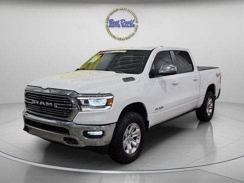 Used 2023 RAM 1500 Laramie AWD/4WD image 9
