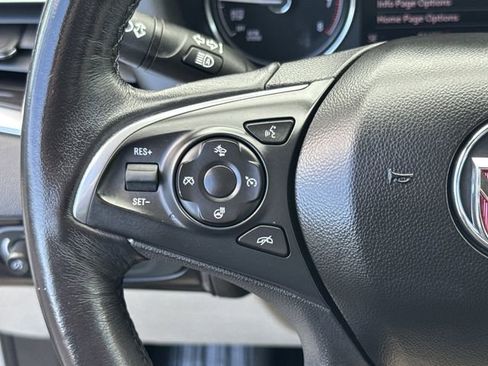 Used 2020 Buick Enclave Premium w/ Sun and Sites Package image 17