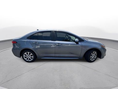 Used 2024 Toyota Corolla LE FWD image 5