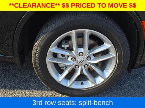 Used 2025 Dodge Durango GT AWD/4WD image 35