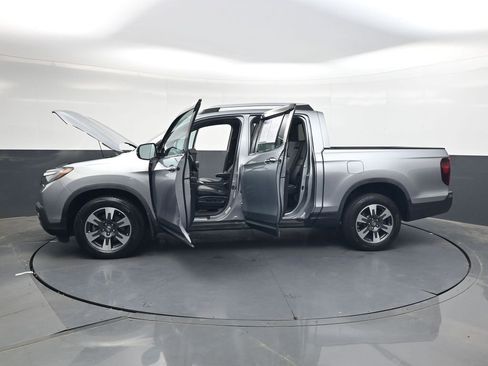 Used 2017 Honda Ridgeline RTL-E image 32