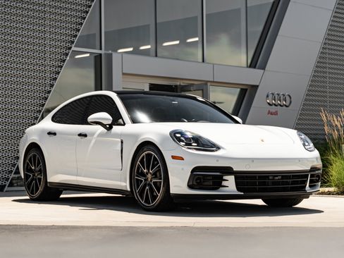 Used 2018 Porsche Panamera 4S AWD/4WD image 1