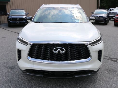 Used 2025 INFINITI QX60 Sensory w/ Vision Package AWD/4WD image 11
