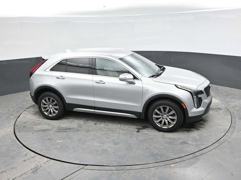 Used 2019 Cadillac XT4 Premium Luxury w/ Enhanced Visibility Package AWD/4WD image 18