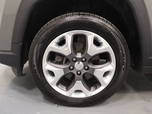 Certified 2020 Jeep Compass Limited image 24