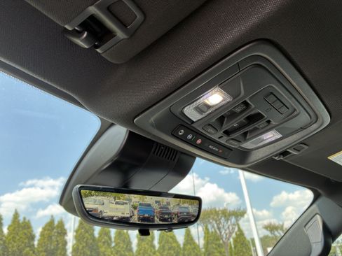 New 2026 Chevrolet Silverado 1500 High Country w/ High Country Premium Package AWD/4WD image 39