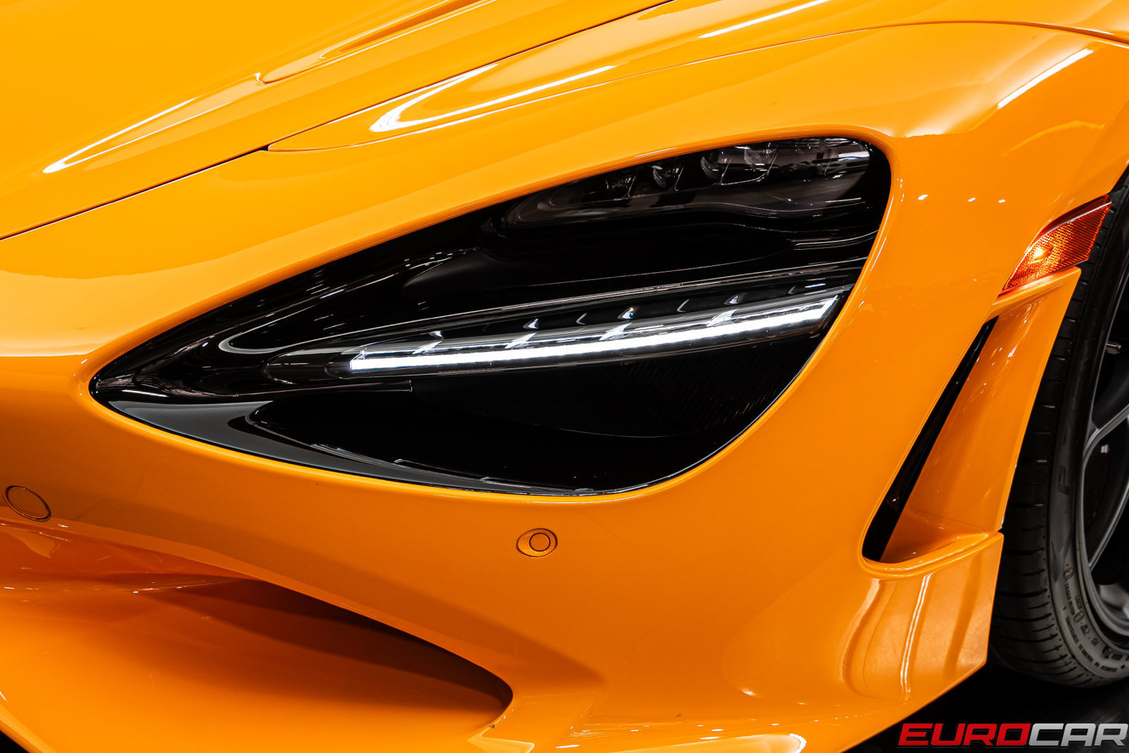 Used 2026 McLaren 750S Spider RWD image 14