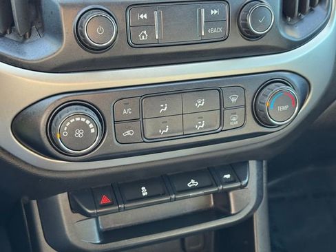 Certified 2019 Chevrolet Colorado LT w/ LT Convenience Package image 21