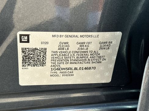 Certified 2020 Cadillac CT4 V w/ Climate Package AWD/4WD image 37