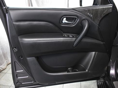 Used 2023 INFINITI QX80 Luxe w/ Cargo Package AWD/4WD image 8