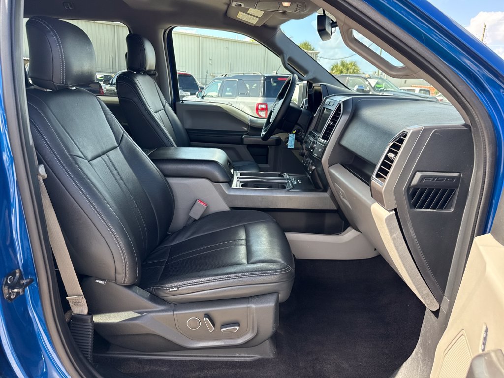 Used 2017 Ford F150 XLT w/ Equipment Group 302A Luxury AWD/4WD image 31