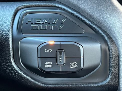 Used 2025 RAM 3500 Big Horn image 41