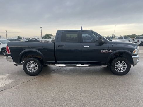 Used 2018 RAM 2500 Laramie AWD/4WD image 6