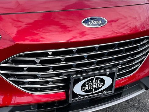 Used 2021 Ford Escape Titanium w/ Titanium Elite Package image 31