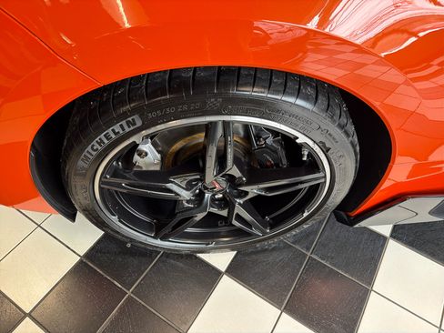 Used 2020 Chevrolet Corvette Stingray Premium Cpe w/ 3LT Preferred Equipment Group image 9