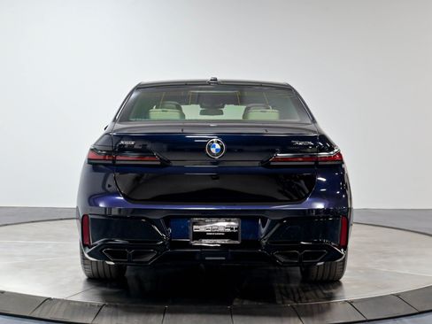 Used 2023 BMW 760i xDrive w/ Luxury Rear Seating Package AWD/4WD image 47