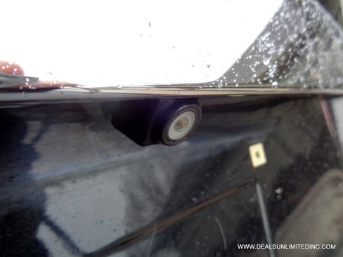 Used 2016 Chevrolet Cruze LTZ image 16