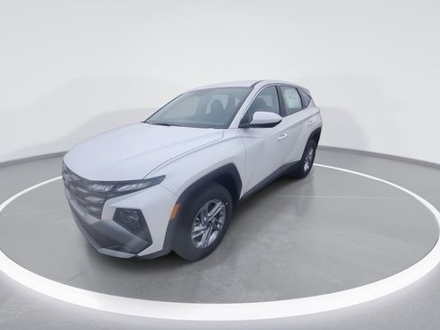 New 2026 Hyundai Tucson SE AWD/4WD image 4