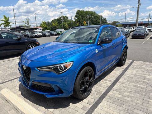 Used 2023 Alfa Romeo Stelvio Quadrifoglio AWD/4WD image 3
