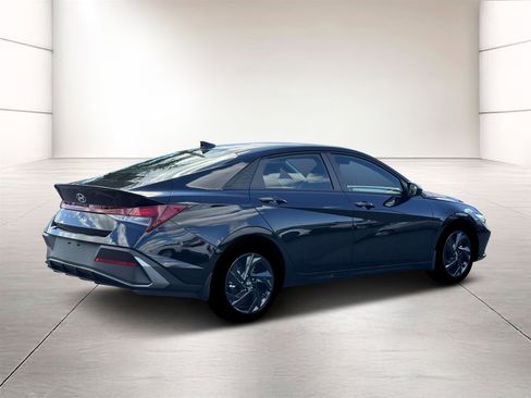 New 2026 Hyundai Elantra Sport FWD image 8