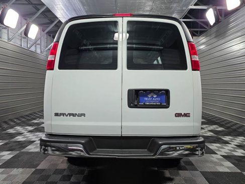 Used 2020 GMC Savana 2500 w/ Driver Convenience Package image 6