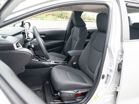 Used 2020 Toyota Corolla LE image 13