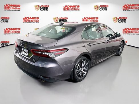 Certified 2023 Toyota Camry XLE image 16