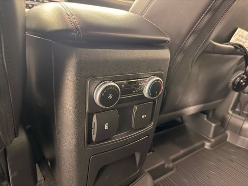 Used 2023 Ford Explorer XLT w/ Equipment Group 202A AWD/4WD image 51