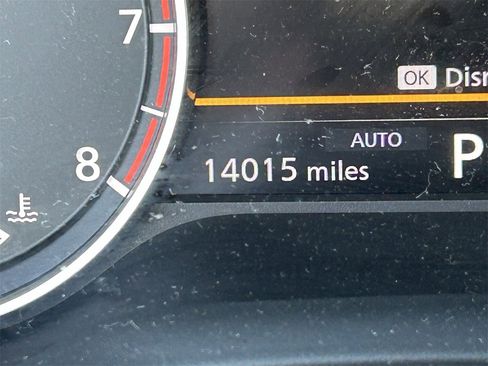 Certified 2025 Nissan Rogue SV image 10