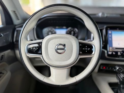 Used 2017 Volvo XC90 T6 Momentum w/ Vision Package AWD/4WD image 23