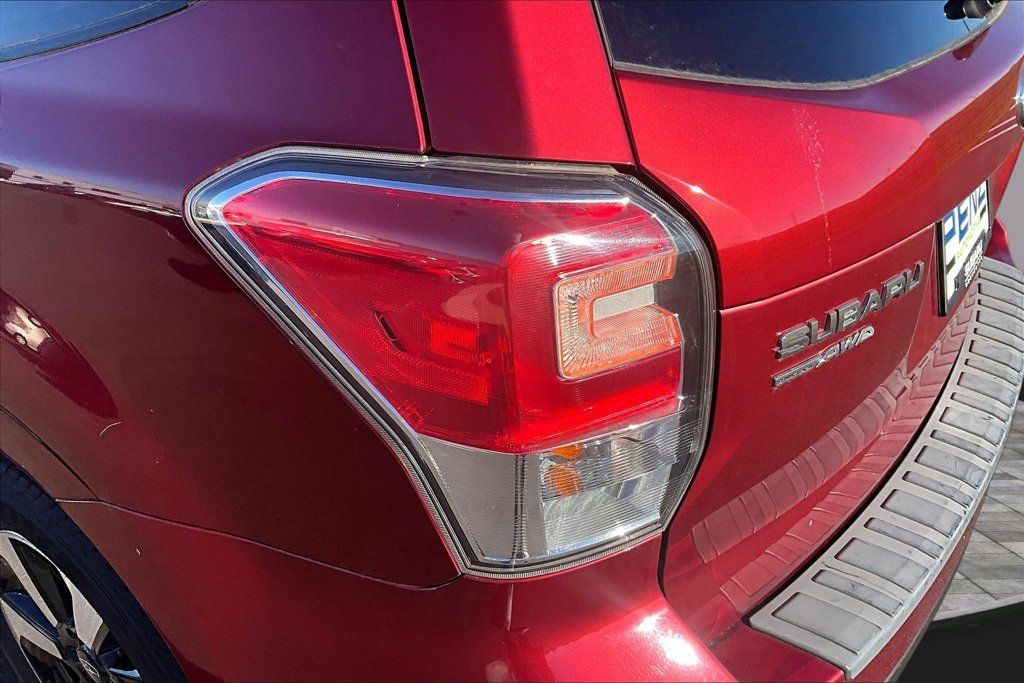 Used 2017 Subaru Forester 2.5i Premium AWD/4WD image 23