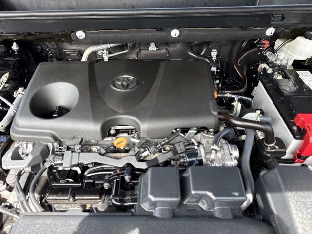 Used 2025 Toyota RAV4 LE FWD image 26