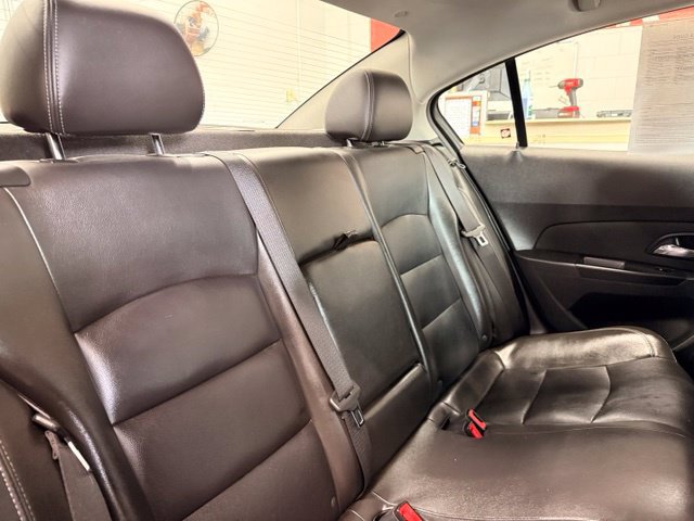 Used 2012 Chevrolet Cruze LT FWD image 23