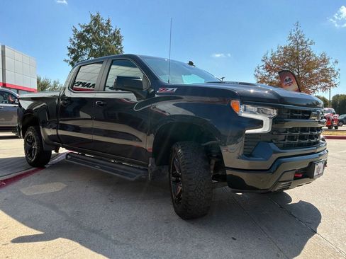 Used 2023 Chevrolet Silverado 1500 LT Trail Boss w/ Protection Package AWD/4WD image 4