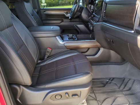 Used 2025 Chevrolet Silverado 3500 High Country w/ High Country Premium Package image 23