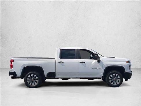 Used 2023 Chevrolet Silverado 2500 Custom w/ Custom Convenience Package RWD image 4