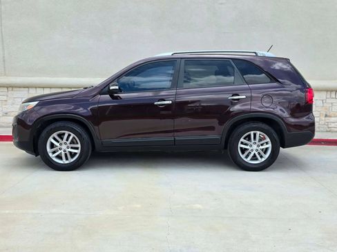 Used 2014 Kia Sorento LX FWD image 6