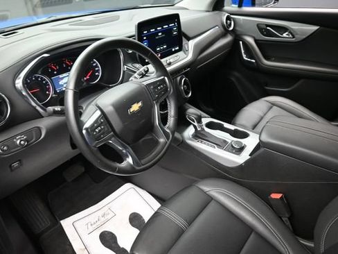 Used 2024 Chevrolet Blazer LT w/ LPO, Black Grille Bar Package FWD image 18