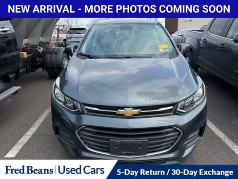 Used 2020 Chevrolet Trax LS w/ Tint and Cruise Package image 2