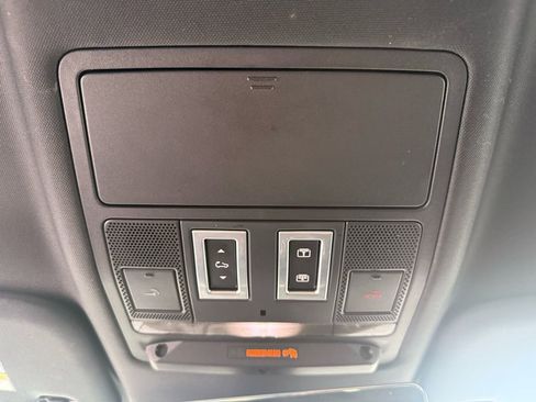 Used 2020 Land Rover Defender 110 X image 23