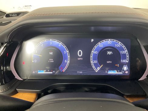 New 2025 Jeep Grand Cherokee Summit image 17