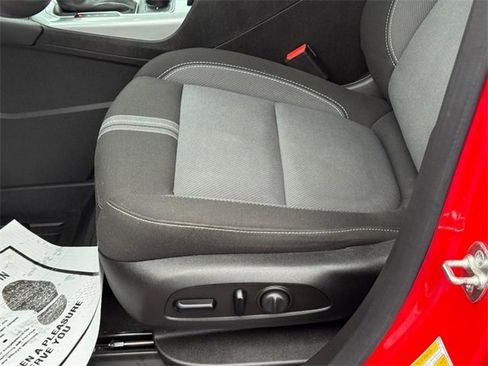 Used 2023 Chevrolet Blazer LT w/ Convenience Package image 16