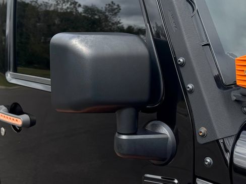 Used 2018 Jeep Wrangler Unlimited Sport S image 85