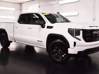 Used 2024 GMC Sierra 1500 Elevation